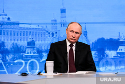 Путин выделит 400 млн рублей на техникумы, которые дают кадры «Уралвагонзаводу»