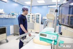 Аппарат для роботизированной терапии появился в больнице Кургана. Фото