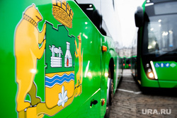 В Екатеринбурге на Радоницу выведут дополнительные автобусы до кладбищ