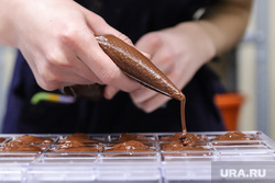 В Тобольске начали производство шоколада с хреном и соленым огурцом