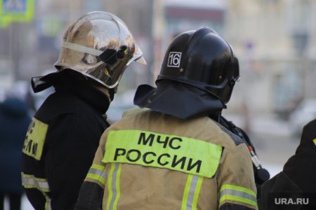 Опубликованы кадры крупного пожара на нефтебазе в Краснодарском крае. Фоторепортаж