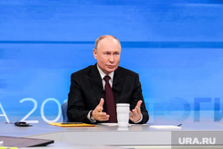 Путин заявил об омоложении армии России