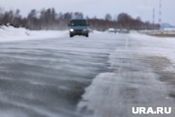 Свердловские трассы окутают штормовые метели на несколько дней