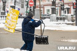 В Пермском крае остро не хватает дворников