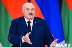 Лукашенко заявил, что «немножко задержался» у власти