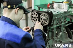 Тюменские приставы поймали должника, записавшись к нему на тонировку авто