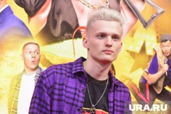 Брат Дани Милохина бросил карьеру сексолога и продает интимные фото