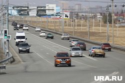 На шоссе Тюнина в Кургане ночью столкнулись несколько автомобилей. Видео